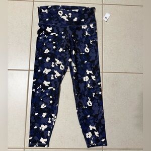 Old Navy Blue and White floral eclectic print high rise Leggings
